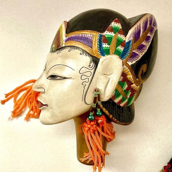 18 & 16” Wayang Golek Java Indonesia Asian Stick Marionettes & case. - Picture 12 of 12